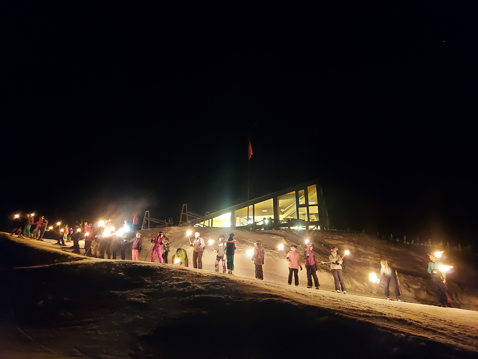 Descente aux flambeaux au Tsapé
